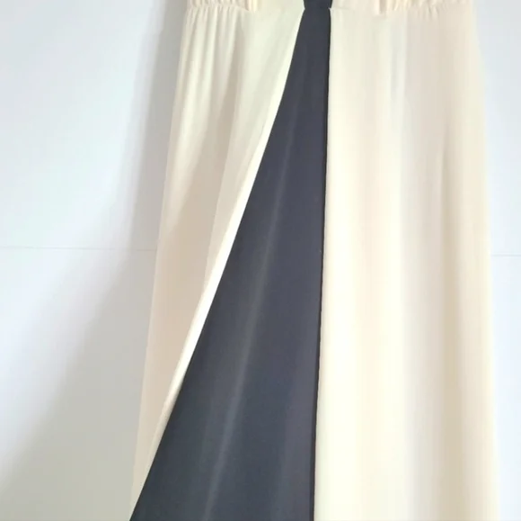 Valentino Two-Tone Ruched Waist Gown, Ivory | Black, Size 6, NWT - Picture 7 of 16